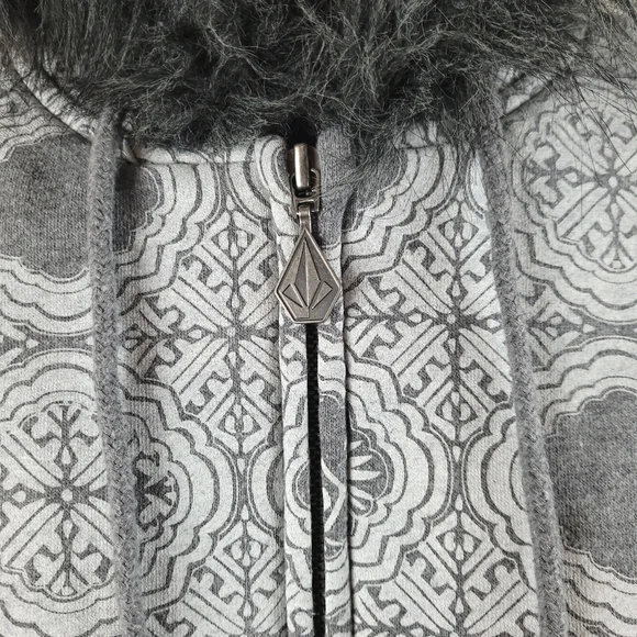 VOLCOM Hoodie Grey Zip Up Faux Fur Size Large - Picture 6 of 10